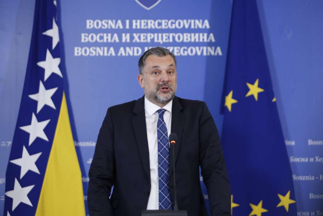 Konaković pisao američkim zvaničnicima o korištenju javnih sredstava za aktivnosti u inostranstvu