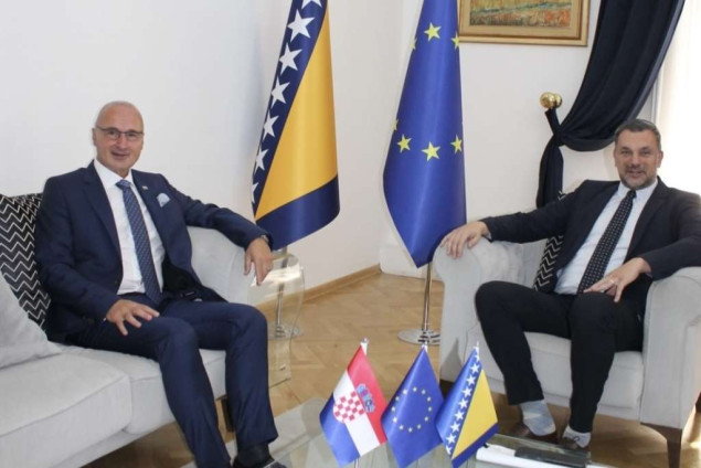 Konaković se sastao s hrvatskim ministrom vanjskih i europskih poslova Grlićem Radmanom
