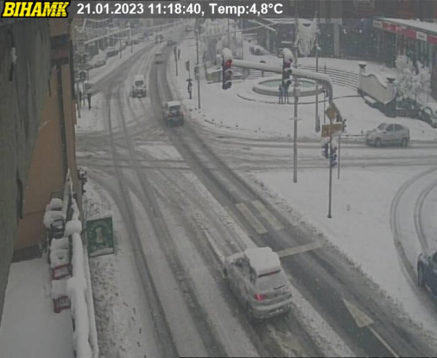 Usporeno je saobraćanje na putevima u Bosni i Hercegovini