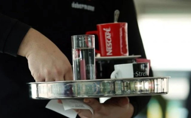 Hrvatska traži sezonce: Radnicima iz BiH lani izdane 32 tisuće radnih dozvola