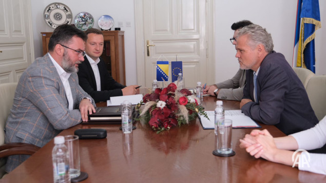 Košarac zatražio od Sattlera sastanak u EK u vezi s Trgovskom gorom i sanacijom posljedica afričke svinjske kuge