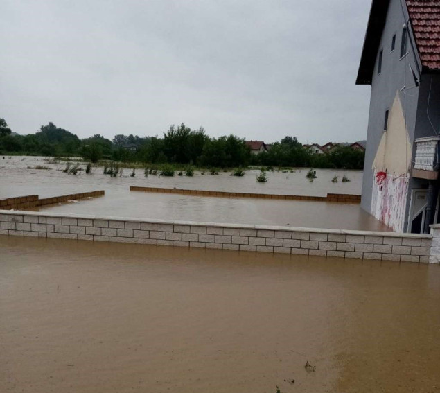 Na Kosovskoj Mitrovici evakuacija zbog poplava