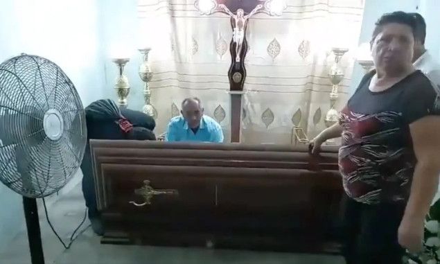 Žena koja je na svojoj sahrani lupala u kovčegu, umrla je nakon sedmice u bolnici