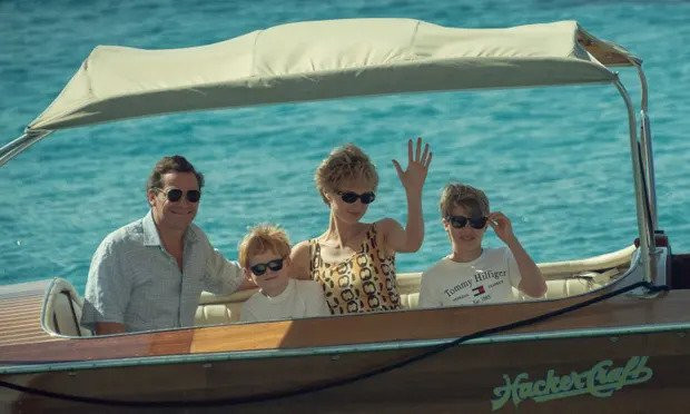 Tvorac serije "The Crown" odbacio kritike: Nismo nepristojni prema kraljevskoj porodici
