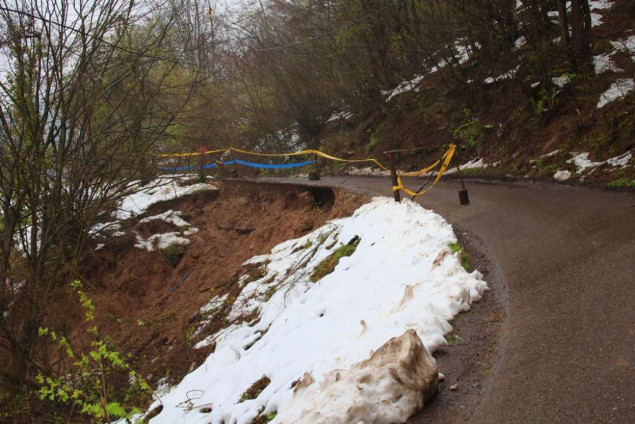 Put Dubnica - Hrasno Gornje zatvoren zbog klizišta
