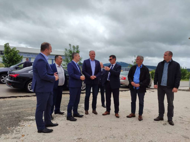 Ministri Zukan Helez, Nerin Dizdar i izvršni direktor Cesta FBiH Luka Raguž posjetili Kupres