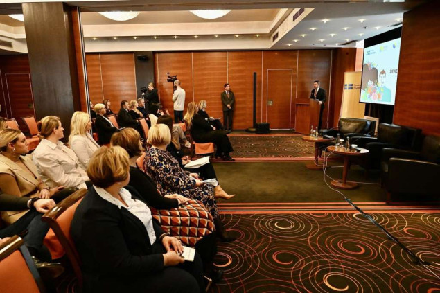 Predstavljena publikacija, podaci o statusu muškaraca i žena u različitim segmentima bh. društva