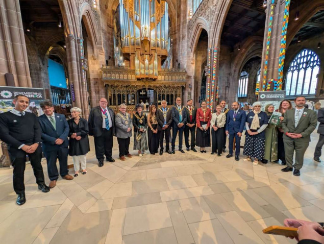 U Manchesteru odata počast žrtvama genocida u Srebrenici