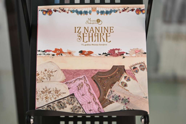 Izložba 'Iz nanine sehare' priča priču o ženi koja čuva tradiciju ali i prihvata novo