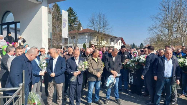 U Sanskom Mostu obilježena godišnjica smrti generala Mehmeda Alagića
