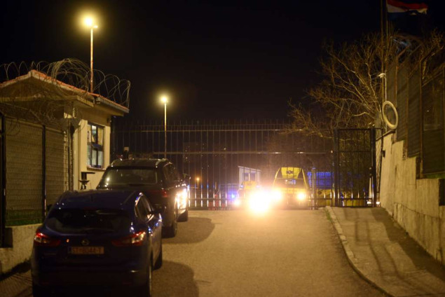 Bilanca požara u zatvoru Bilice 14 ozlijeđenih, troje zadržano u bolnici