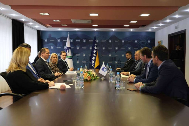 Federalni ministri posjetili Bihać, razgovarano o strateškim projektima