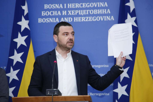 Magazinović traži da se donacije u vidu hrane oslobode plaćanja poreza