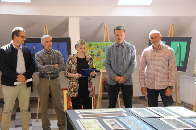 Otvorena izložba slika „Materinstvo“ autora Stipe Zoroja