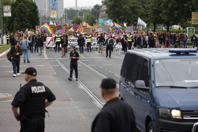 Novalić: Bh. povorka ponosa protekla bez incidenata