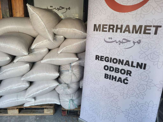 Merhamet Bihać dobio četiri tone pščenice od Udruženja Pozitiva