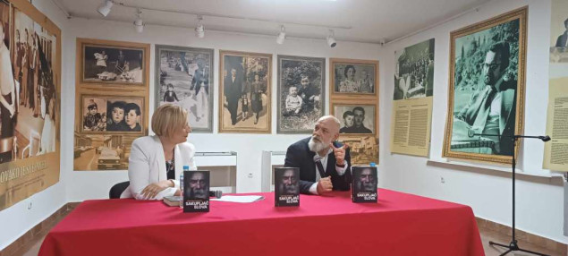 Predstavljen roman 'Sakupljač slova' autora Edina Urjana Kukavice