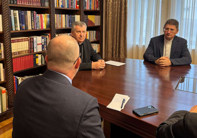 Američki otpravnik poslova kod nadbiskupa Vukšića: Trajni mir i stabilnost nemaju alternativu