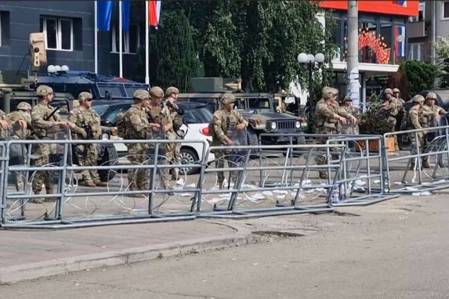 Kosovo: Pregovori s Hetemijem da napusti zgradu Općine Leposavić