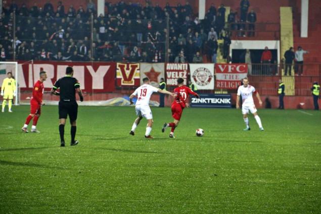 Velež nakon tri godine slavio u gradskom derbiju