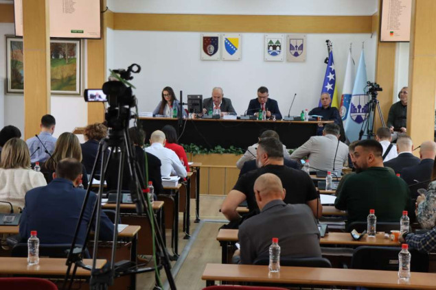 Općina Novo Sarajevo udvostručila ulaganja u mlade, više od 2,1 milion KM izdvojeno za stipendije