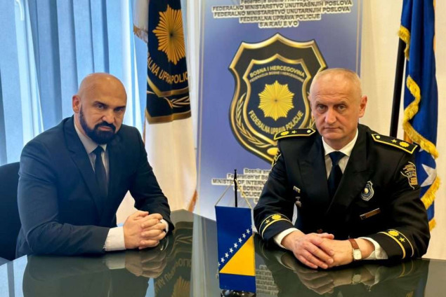 Isak i Munjić uputili saučešće porodicama ubijenih u Gradačcu