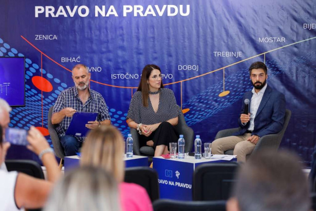 Javna debata 'Pravo na pravdu' održana u Trebinju