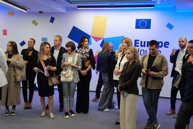 Laura Lungarotti u Evropskoj kući otvorila izložbu 'Slojevitost migracija'