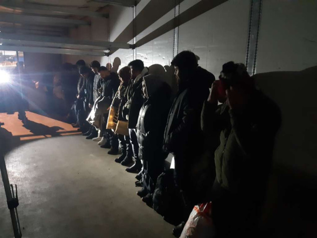 Više od 120.000 migranata vraćano s granice EU, izvještaj razotkriva zabrinjavajući trend