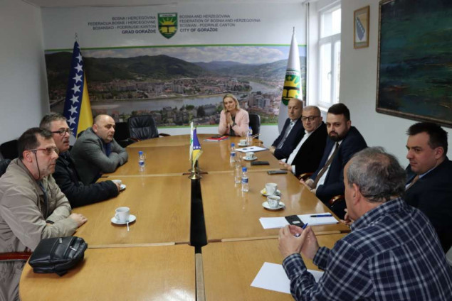 Dogovorene aktivnosti na rješavanju problema vodosnabdijevanja u visinskim dijelovima Goražda