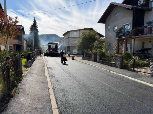 U Bihaću u toku infrastrukturni radovi na šest lokacija, vrijednost projekata 810.000 KM