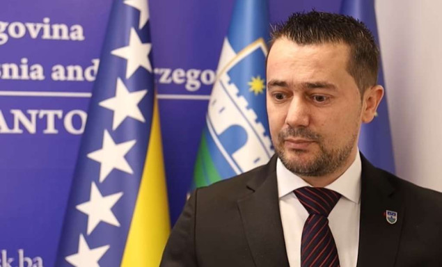 Osmankić: Studentima u USK ove godine 600.000 KM za stipendije