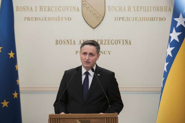 Bećirović: Insistirati na međudržavnim odnosima, a ne na monoetničkim saborima