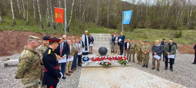 U Jabuci kod Goražda otkriven spomenik poginulim britanskim vojnicima iz sastava UNPROFOR-a