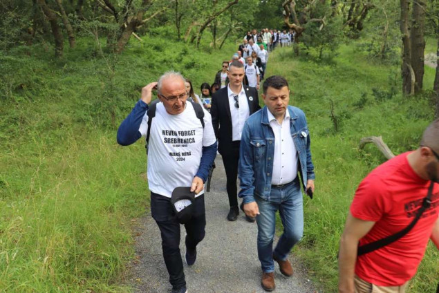 Hurtić u Den Haagu učestvovao u Maršu mira i komemoraciji povodom 29 godina od genocida u Srebrenici