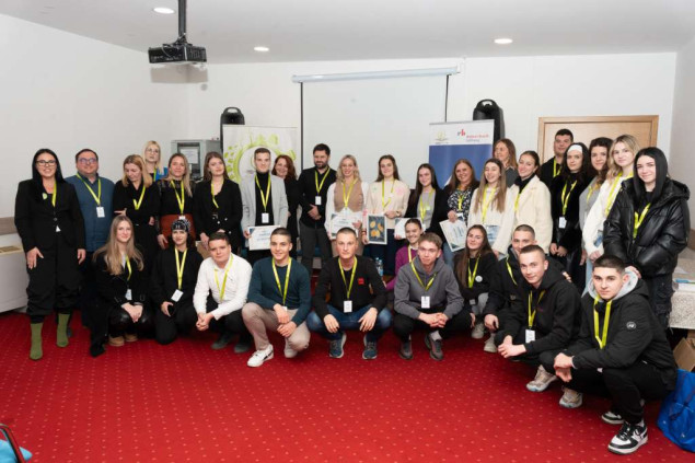 Udruženje 'Green Team' iz Novog Grada animiralo učenike na projektu zaštite životne sredine