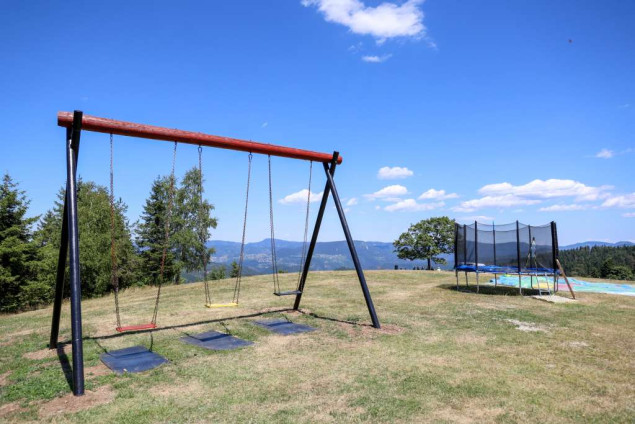 Danas sunčano, poslijepodne mogući pljuskovi, temperature od 28 do 34, na jugu do 36 stepeni