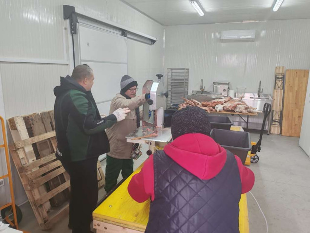 U Narodnoj kuhinji Merhameta u Bihaću se priprema više od 300 obroka dnevno