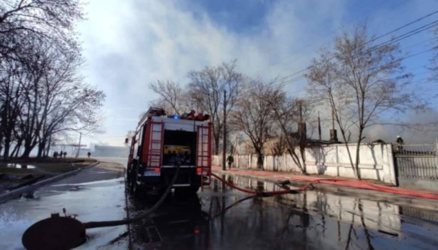 Ruski napad pogodio važan most u Kijevu, saobraćaj blokiran