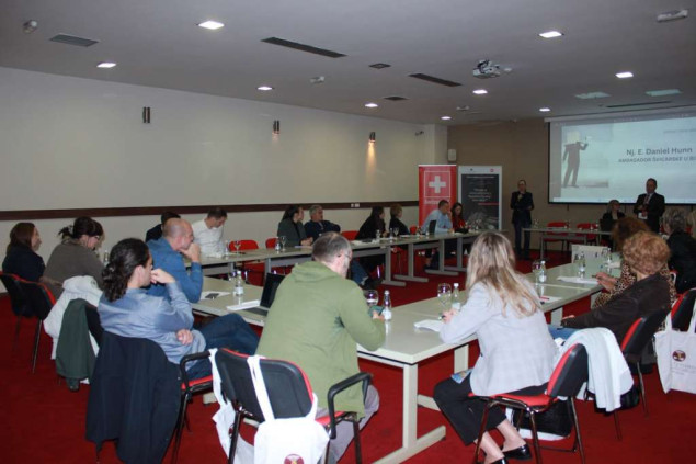 Vijeće za štampu: Stručni skup posvećen kriminalizaciji klevete