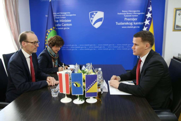 Premijer Halilagić primio ambasadora Republike Austrije u BiH Diwalda