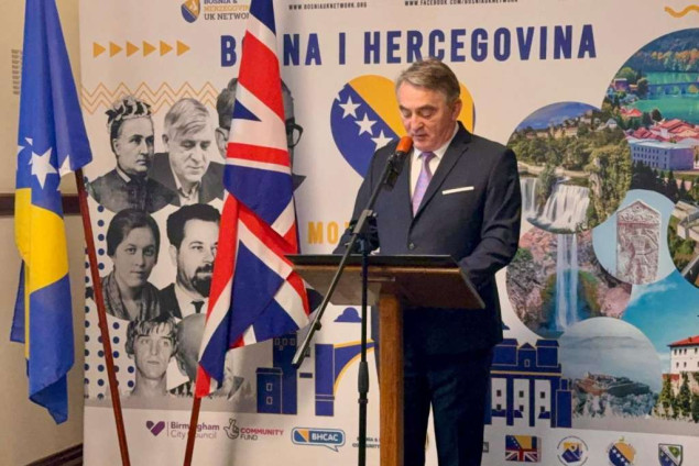 Komšić: Obnova državnosti Bosne i Hercegovine nije se desila 1992. godine