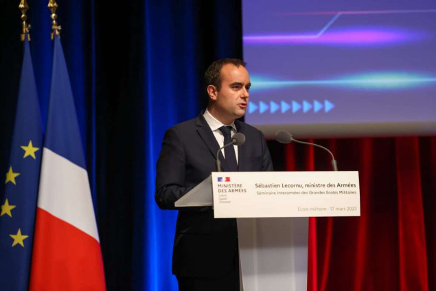 Lecornu: Francuska će udvostručiti isporuku granata 155 mm Ukrajini