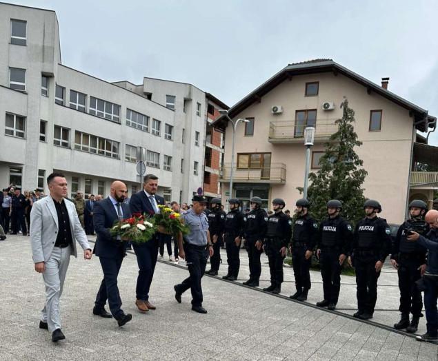 Isak na svečanoj akademiji povodom Dana MUP-a USK