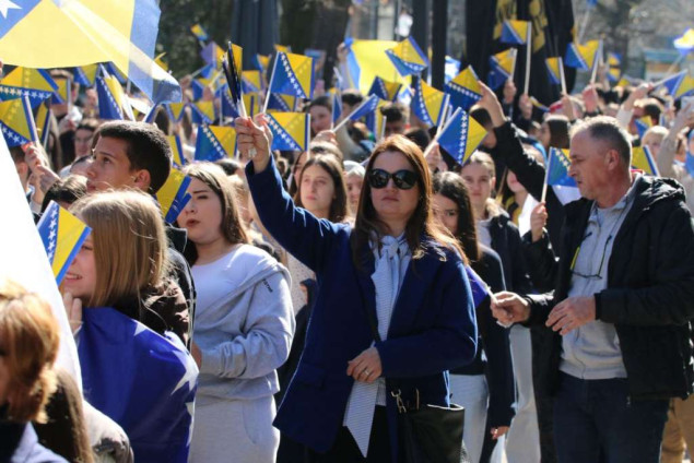 Svečanim programom u Tuzlanskom kantonu obilježen Dan nezavisnosti BiH