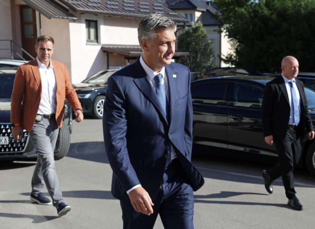 Plenković: Odlagalište će biti prekriveno do 12. ili 13. listopada