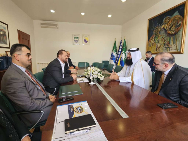 Ambasador Katara u prvoj posjeti Cazinu: Istaknuti potencijali za investicije