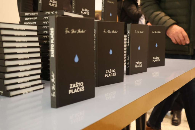 Fra Iko Skoko predstavio svoju novu knjigu 'Zašto plačeš'