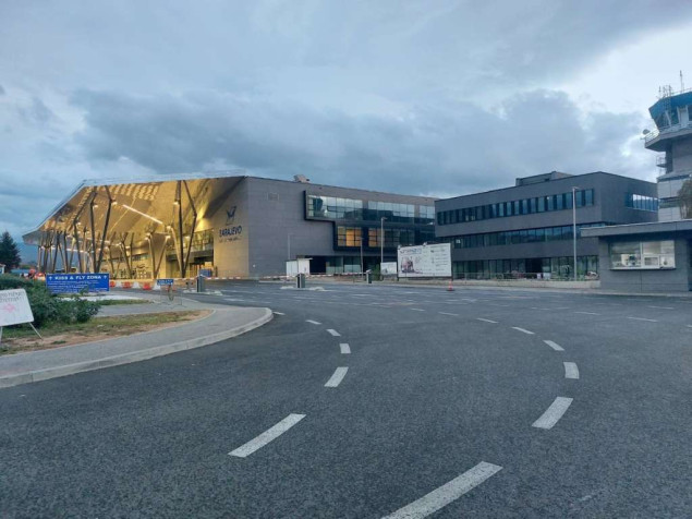 Nestanak struje nije poremetio rad aerodroma u Sarajevu, aviooperacije realizovane prema redu letenja