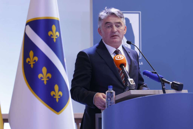 Komšić: 9. januar simbol neuspjelog pokušaja secesije i priključenja Bosne i Hercegovine ''Velikoj Srbiji''